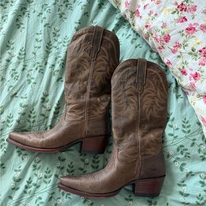 Tecovas The Annie Size 9